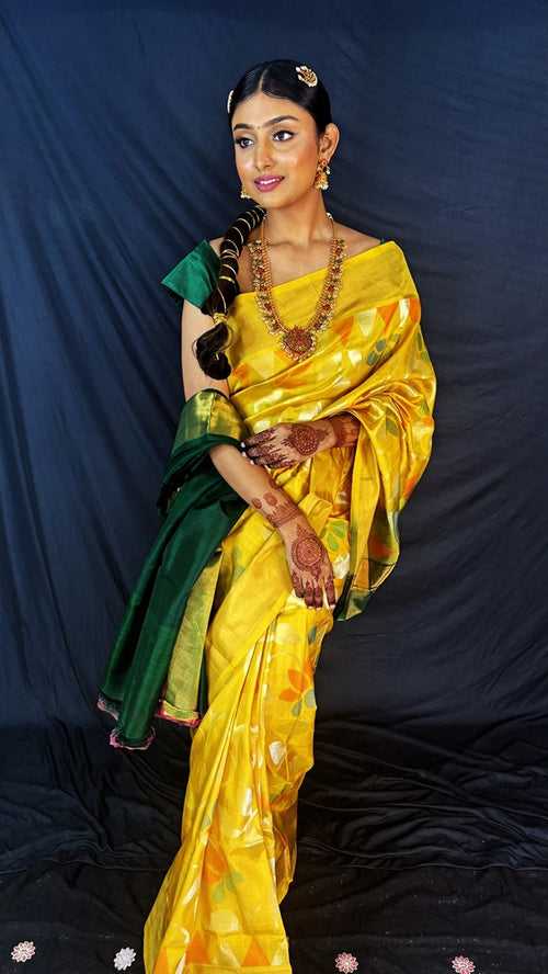 EkaParnika - Yellow Handwoven Jamdani Silk Saree