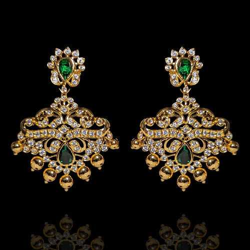 Emerald Elegance - Timeless Gold Polish Earrings Design