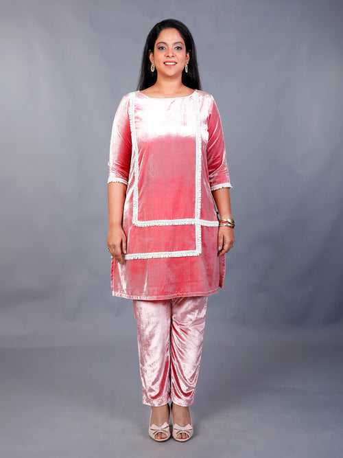 Rose pink velvet short kurta with lace embellishment and matching straight pants, Set of 2.