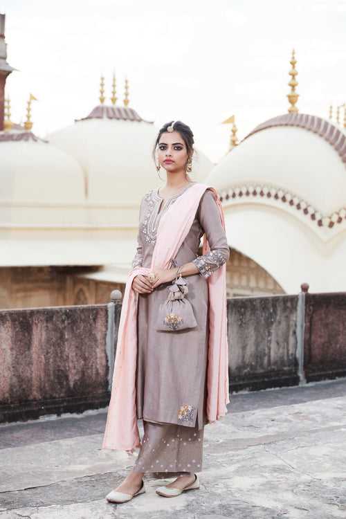 Sifaar kurta set with Samsara Dupatta