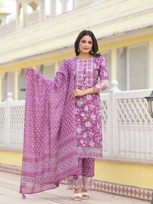 Lavender Floral Print Pakistani Style Kurta Trouser And Dupatta Set