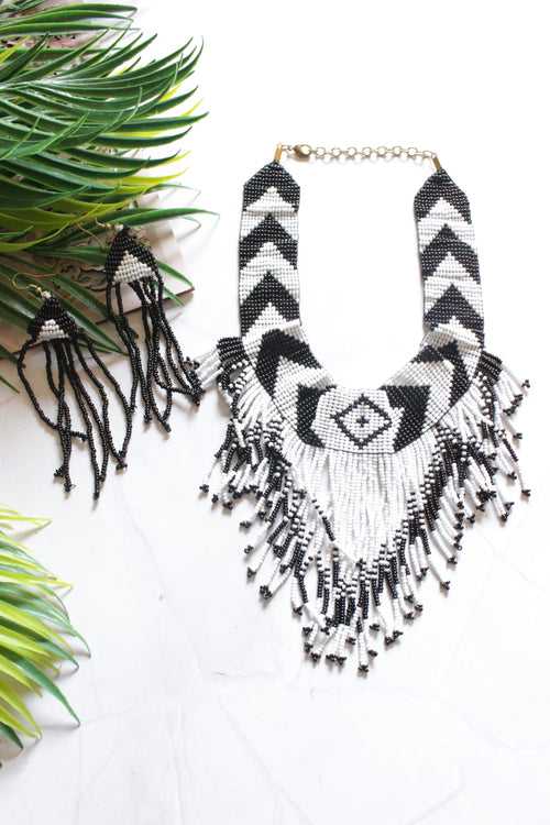 Monochrome Hand Braided Beads Collar Necklace
