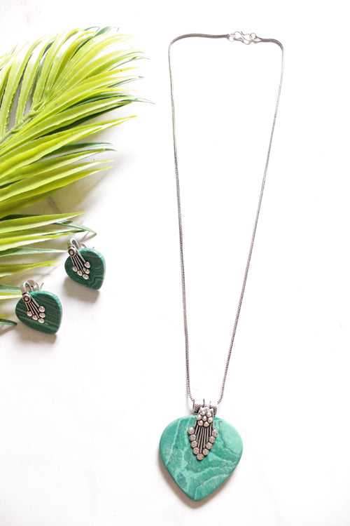 Oxidised Chain Necklace Set with Sea Green Pendant