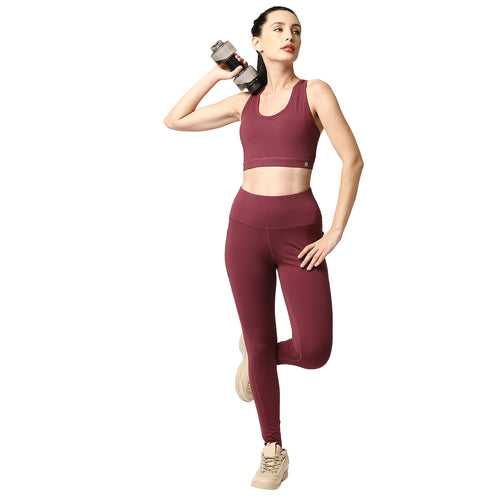 Set of Medium Impact Racerback Sports Bra and High Waist Ankle Length Sports Leggings With Pockets