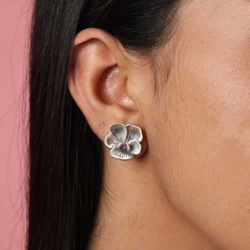 Love of Lilac Ear Studs