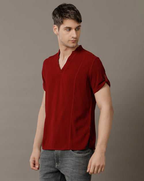 IDENTITI Men Slim Fit Mandarin Collar Solid Shirt In Maroon.