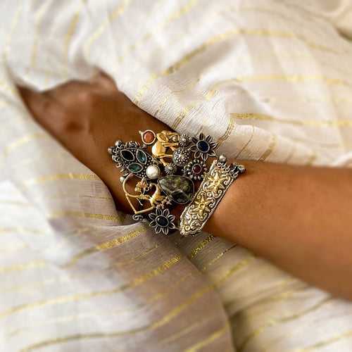 Esha - The Statement One of a Kind Wristcuff | Mukhtalif Mar '24