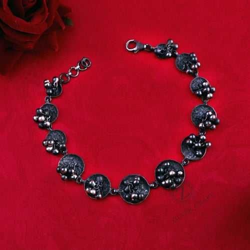 Disc Jhumri Bracelet