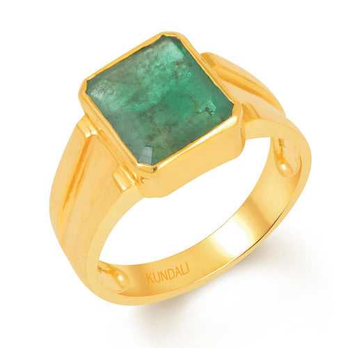 Roman Emerald (Panna) gold ring