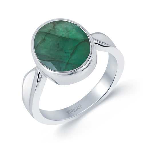 Classic Emerald (Panna) silver ring
