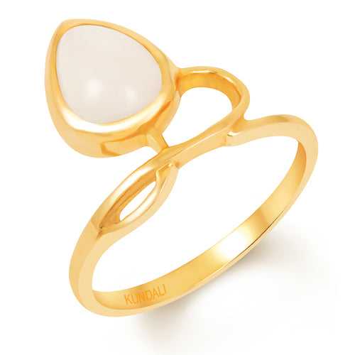 Chic Opal gold ring