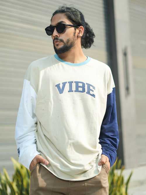 Vibe Biscuit, White Sweatshirt