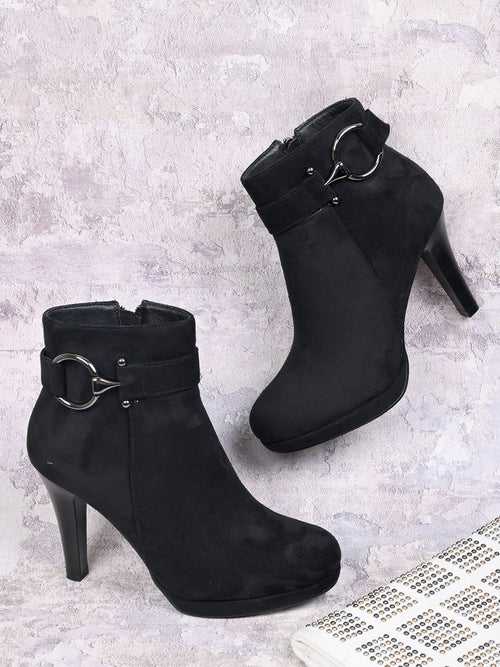 Women Black Solid Ankle Length Boots