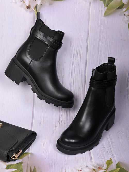 Women Black Solid Ankle Length Boots