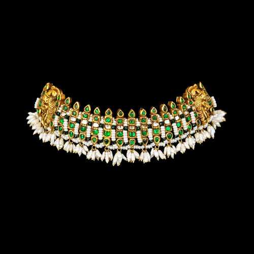 Traditional Exquisite Gold Choker