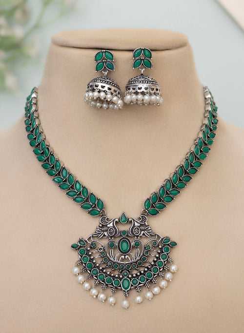 Hrishita Necklace set