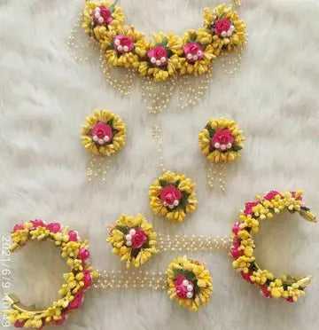Beautiful Flower Jewellery Set for Haldi