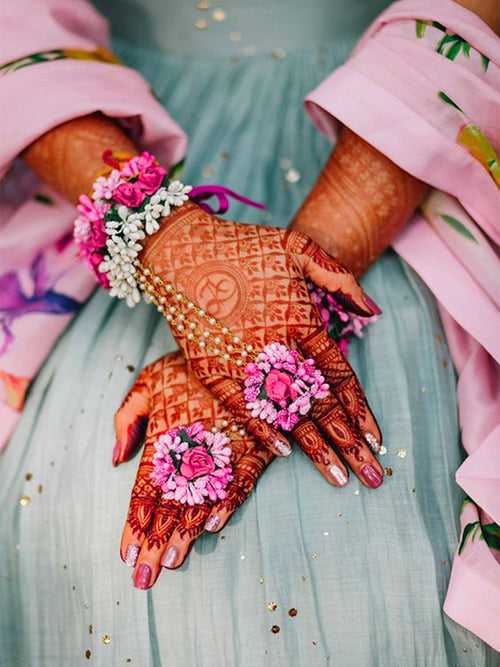 Pink flower HathPhool for Haldi