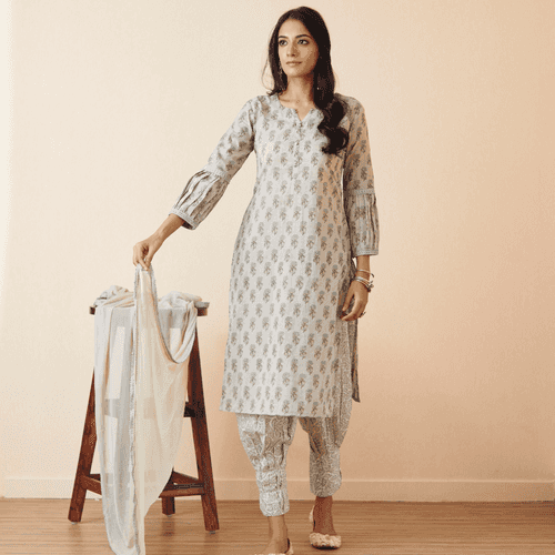 Nazm Pleated Salwar