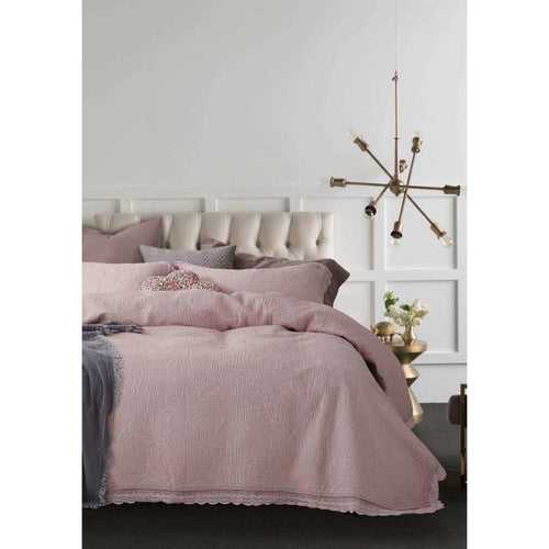 Palmeria Pink Quilted Bed Spread