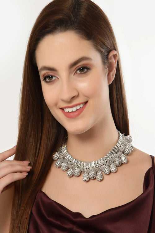 Crystal choker in Silver