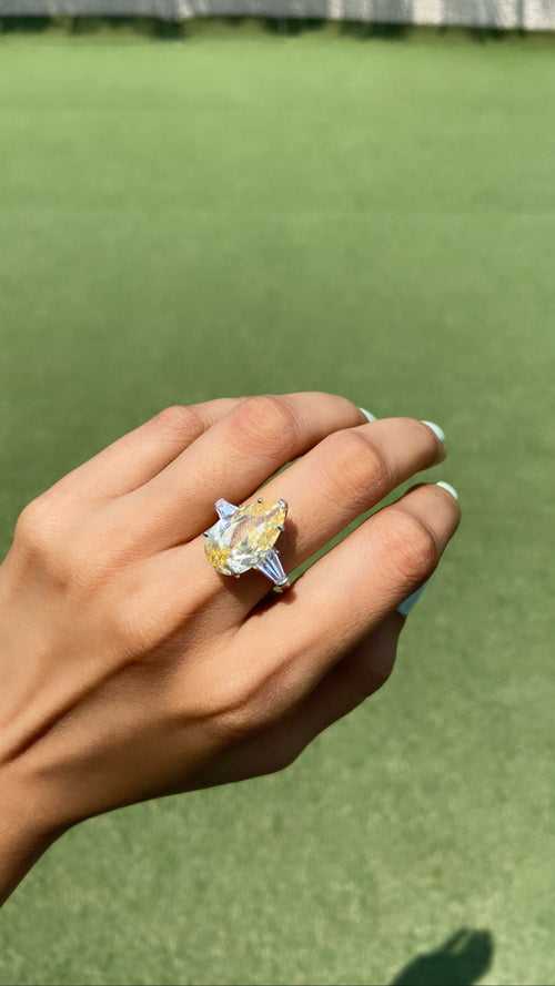 Tear drop yellow citrine ring (Adjustable)