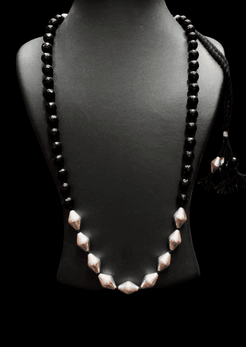 Dholki Black Beads Necklace