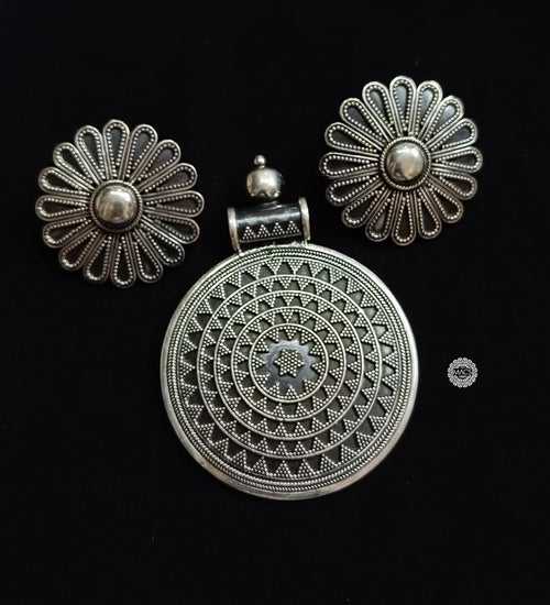 925 silver pendant-earring set