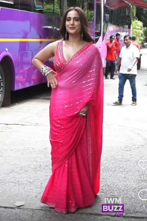 Kusha Kapila in Pink Ivy Saree