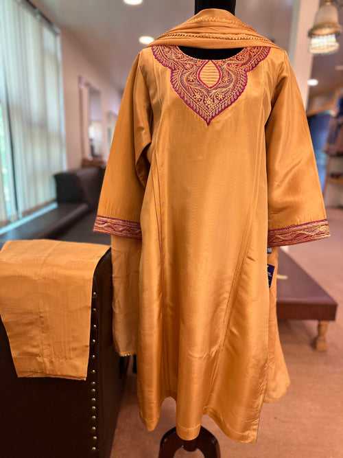 Tilla Kurta set mtks731