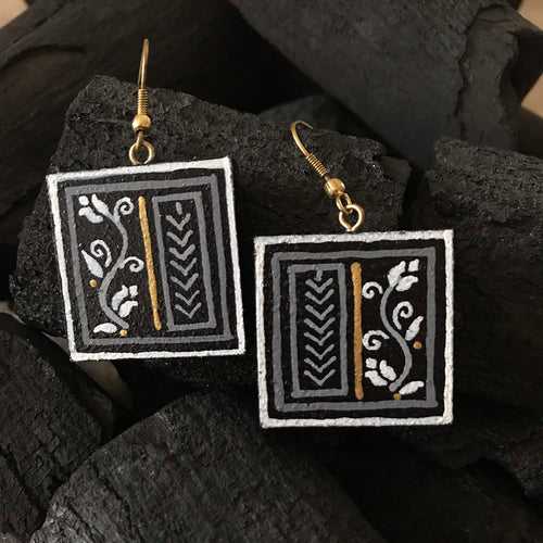 Handpainted miniature painting earrings on pine wood (MDF)