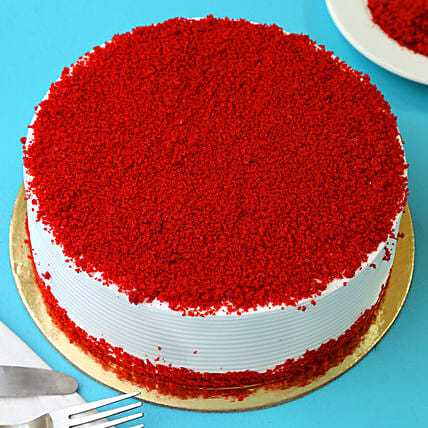 Gratifying and Fresh Red Velvet Cake