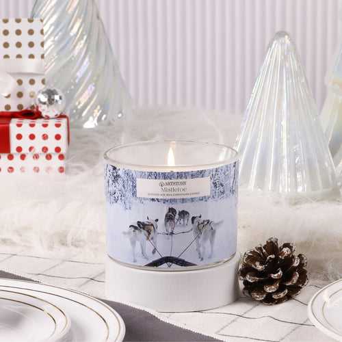 Huskies Sleigh Scented Soy Wax Candle in Mistletoe