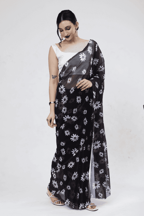 Black Daffodils Georgette Saree