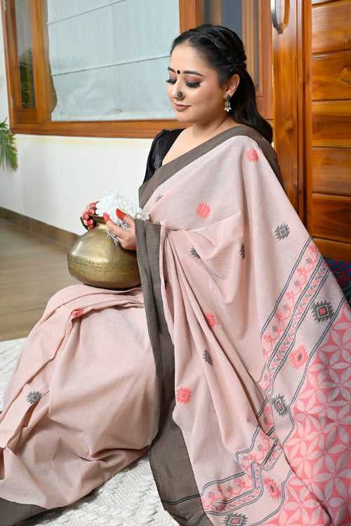 Pastel Pink Pure Bengali Cotton Taant Handloom Saree.