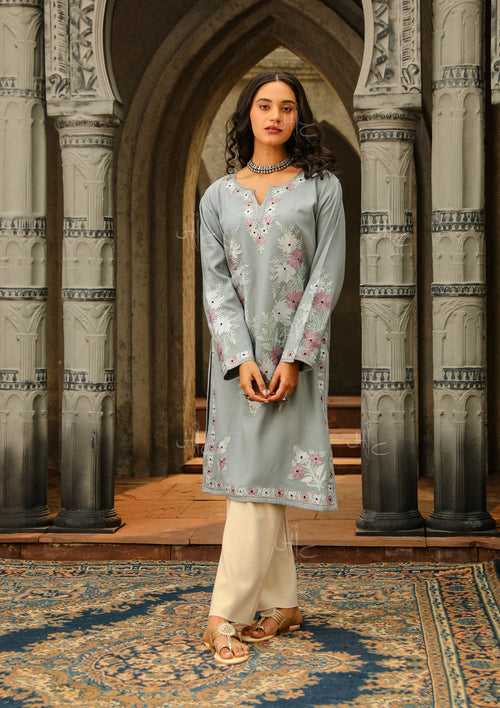 Kasmira Aari Woollen Straight Kurta