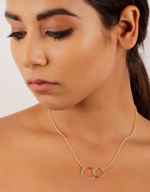 Precious Pendant Gold Necklace