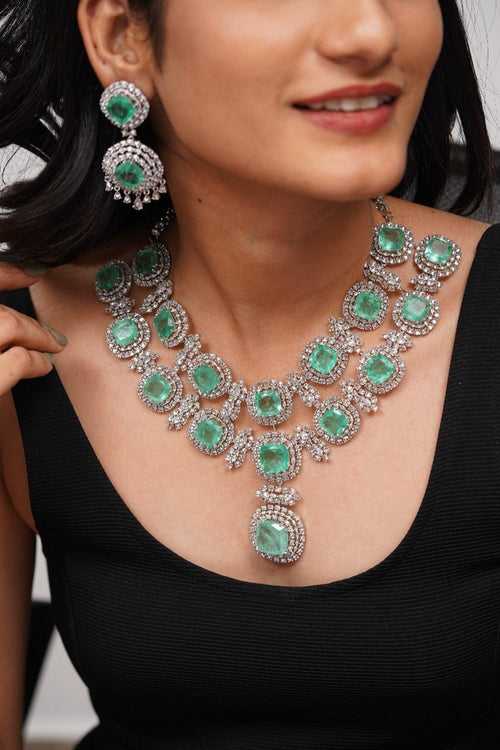 Alia Russian Emerald Diamond Set