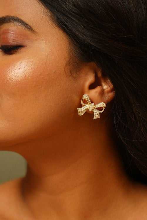 Cute Camilla Golden Pearl Bow Earrings
