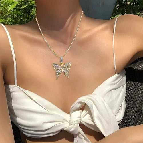 Bling Babe Butterfly High Quality AD Zircon Studded Necklace (Anti-Tarnish)
