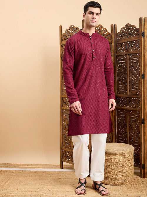 Maroon Checked Embroidered Mandarin Collar Straight Kurta