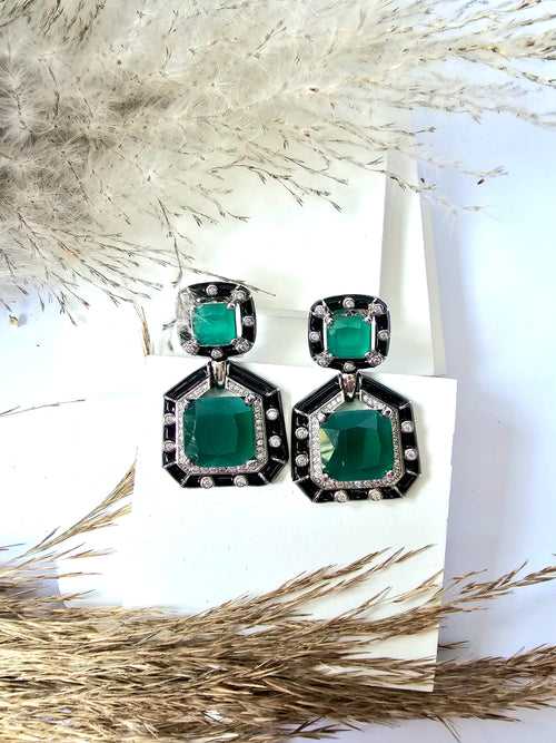 Emerald Cluster Stone Earring