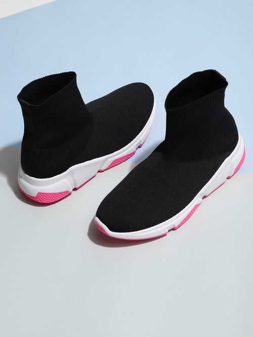 Black Fuschia Slip-On Sneakers (TC-RS3440-BLKFUC)