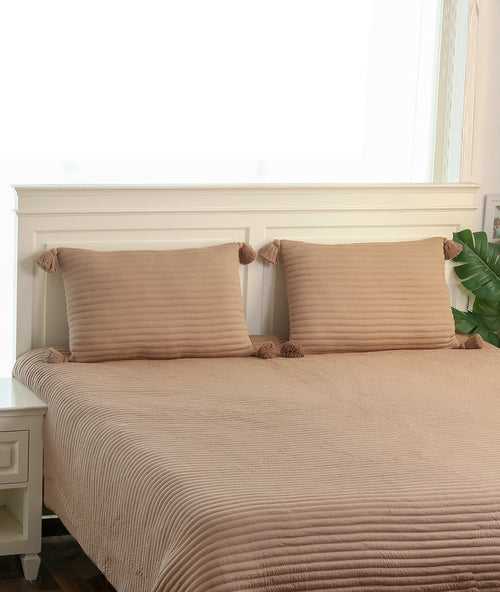 Waseme Dove Beige 100% Cotton Knitted With Polyester Filled King Size Bed Cover With 2 Pillow Covers (Set of 3Pcs)