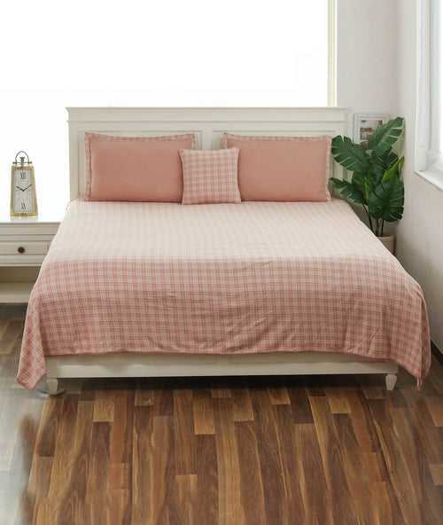 Checkerboard Pale Pink & Natural Color Cotton Knitted King Size Bed Cover/AC Blanket Set (1 bedcover, 2 Pillow Covers, 1 Cushion Cover)