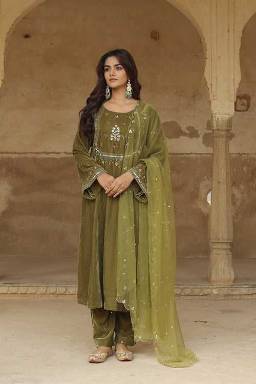 Ishtaar Green Velvet Set