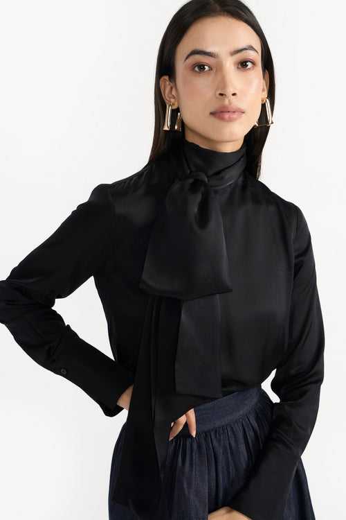 JOYCE BLACK WOMEN'S WOVEN TOP