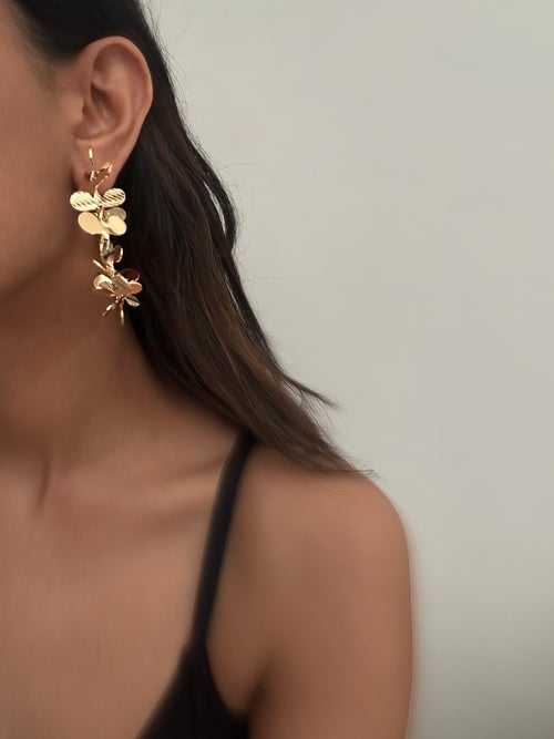 Flower hoop earrings