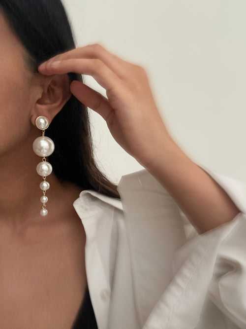 Pearlball chain earrings