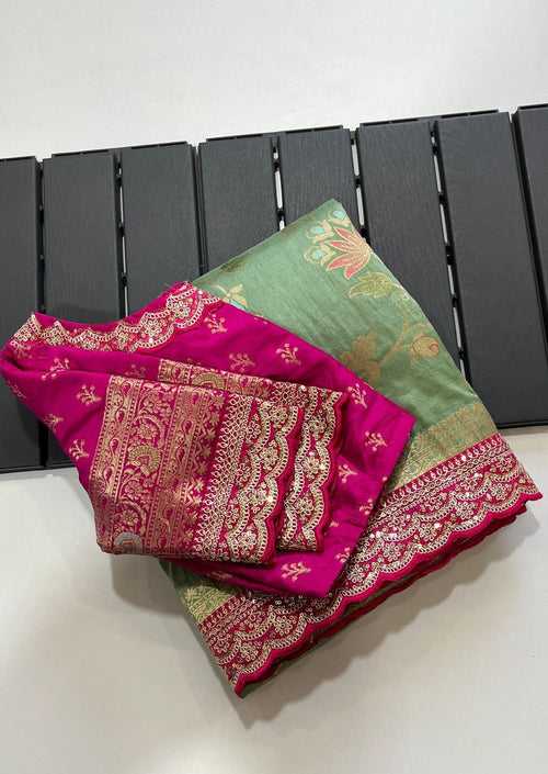 Make Your Presence Felt(Banarasi Silk Saree)